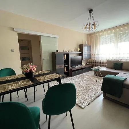 Bella Apartment *